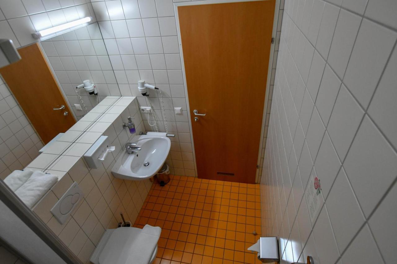 Motel55 - Nettes Hotel Mit Self Check-In In Villach, Warmbad Eksteriør billede